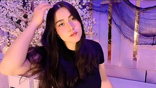 HannaCollins  online show from November 15, 12:56 pm