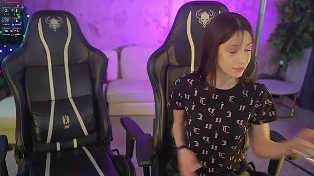 Selena Glow online show from December 21, 7:43 pm