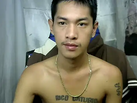 Snapshot of riks_tyler chatting on October 1, 8:59 pm riks tyler online show from October 1, 8:59 pm