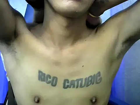 Snapshot of riks_tyler chatting on October 20, 7:42 am riks tyler online show from October 20, 7:42 am