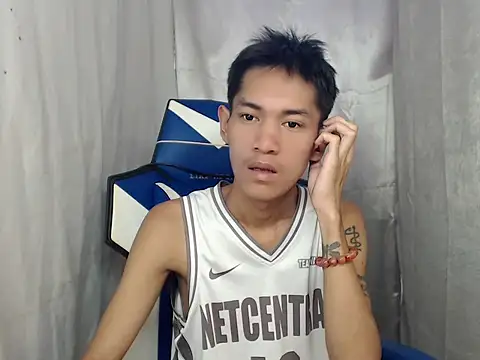 riks tyler online show from June 13, 5:27 am