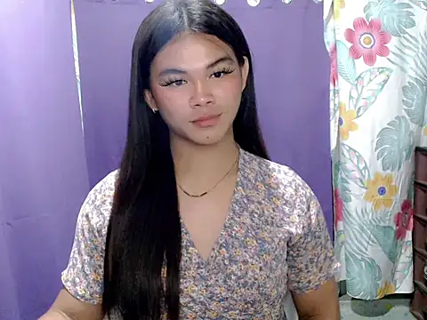urgirljane online show from April 29, 5:30 pm