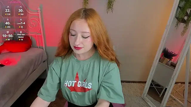 Snapshot of Violet_Griffen chatting on July 21, 3:47 pm Violet Griffen online show from July 21, 3:47 pm