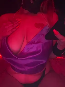 Miss June666 online show from April 28, 2:33 pm