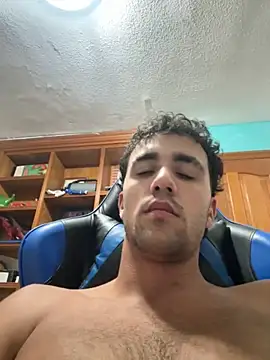 aavrdvh33 online show from October 23, 1:05 am