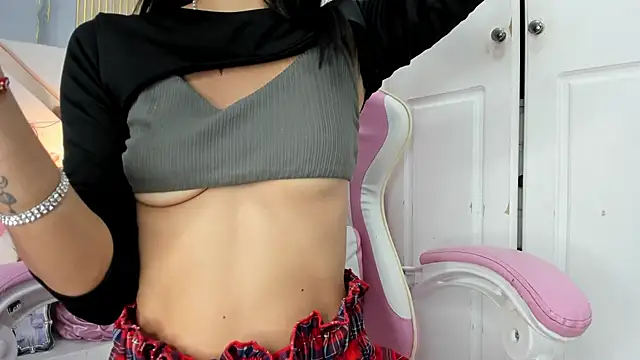 Snapshot of Mhia_Sweet_ chatting on September 30, 2:00 pm Mhia Sweet  online show from September 30, 2:00 pm