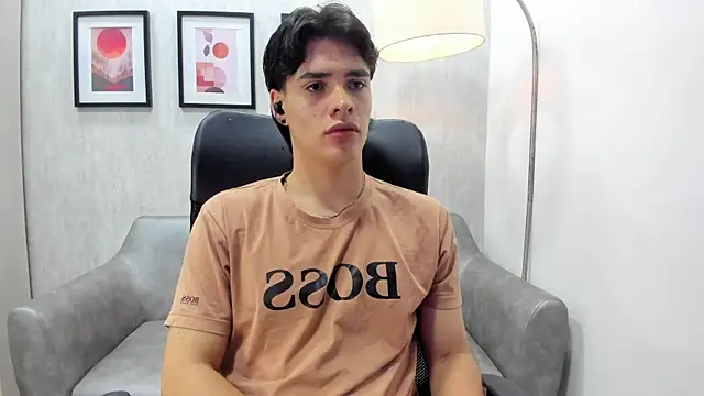 Snapshot of BenitoSaenz chatting on November 23, 11:54 am BenitoSaenz online show from November 23, 11:54 am