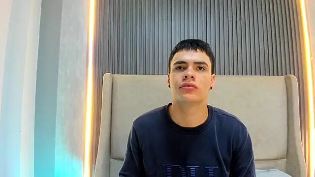 BenitoSaenz online show from February 25, 1:32 pm