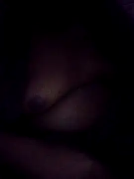 Snapshot of OnlyMoneyIwanT chatting on November 26, 12:44 am OnlyMoneyIwanT online show from November 26, 12:44 am