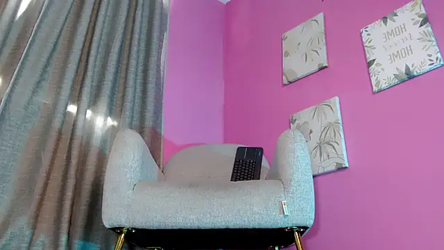 emily ox0 online show from June 25, 8:24 pm