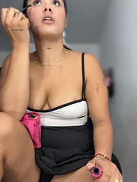 Kaily Sweet16 online show from April 30, 8:57 pm