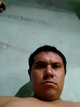 Snapshot of Luk909090 chatting on October 12, 5:50 am Luk909090 online show from October 12, 5:50 am