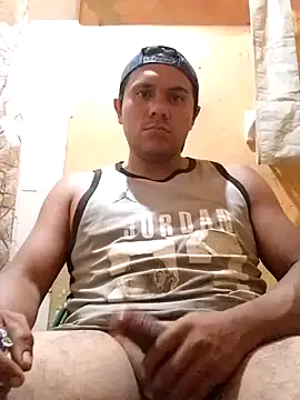 Snapshot of Luk909090 chatting on October 21, 4:02 am Luk909090 online show from October 21, 4:02 am