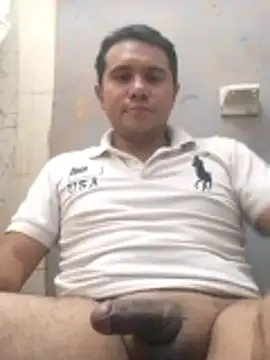 Snapshot of Luk909090 chatting on December 21, 7:26 am Luk909090 online show from December 21, 7:26 am