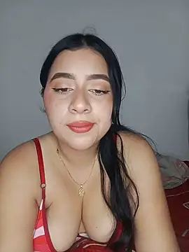 Snapshot of Chloe_Sky_love chatting on May 21, 4:08 am Chloe Sky love online show from May 21, 4:08 am