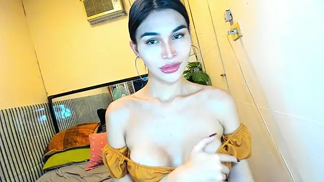 Ms Monica online show from April 29, 3:05 pm