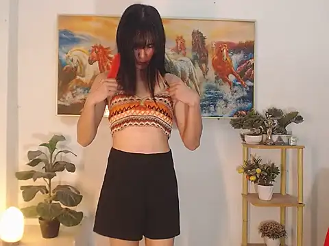 Yourplay1ngdoll online show from May 12, 12:13 pm