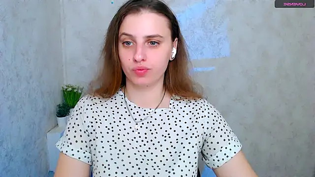 AmandaDimond  online show from March 30, 12:39 pm