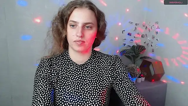 AmandaDimond  online show from June 10, 12:59 pm