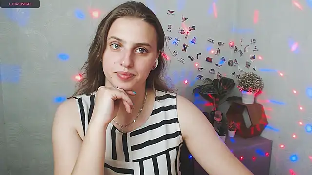 AmandaDimond  online show from June 24, 1:10 pm