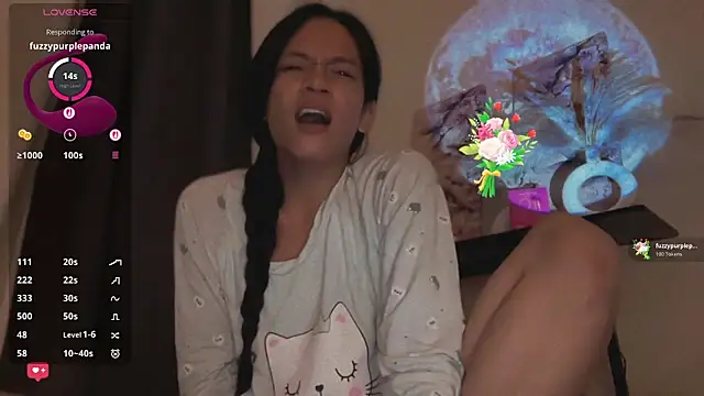 UniversalSlut online show from March 11, 7:09 pm