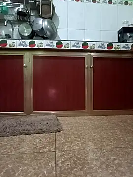 Snapshot of SexyQueen99 chatting on September 17, 10:06 am SexyQueen99 online show from September 17, 10:06 am