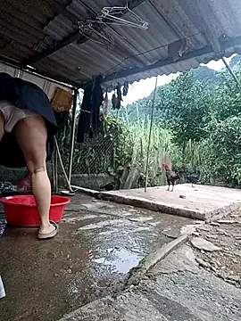 Snapshot of SexyQueen99 chatting on October 6, 10:34 am SexyQueen99 online show from October 6, 10:34 am