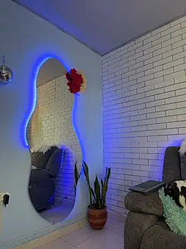 Snapshot of Im_Fernanda chatting on November 12, 12:16 pm Im Fernanda online show from November 12, 12:16 pm