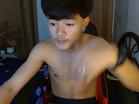 YourNaughtyTwink 69 online show from April 29, 8:15 pm