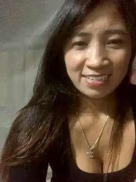 Snapshot of ThiHa003 chatting on October 29, 3:25 pm ThiHa003 online show from October 29, 3:25 pm