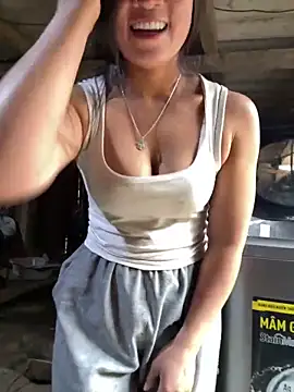 ThiHa003 online show from April 28, 12:53 am
