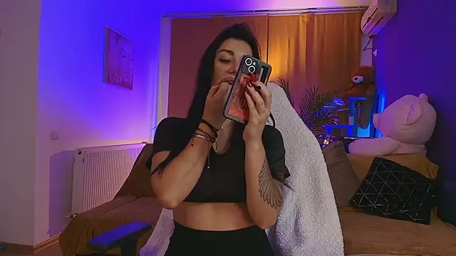 Snapshot of AnyaKim chatting on October 3, 9:50 am AnyaKim online show from October 3, 9:50 am