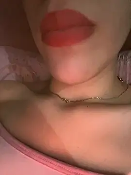 Mimisixo online show from October 5, 2:48 pm