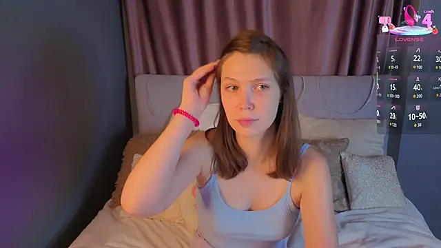 Snapshot of BeatrixCarIeton chatting on September 19, 6:52 pm BeatrixCarIeton online show from September 19, 6:52 pm