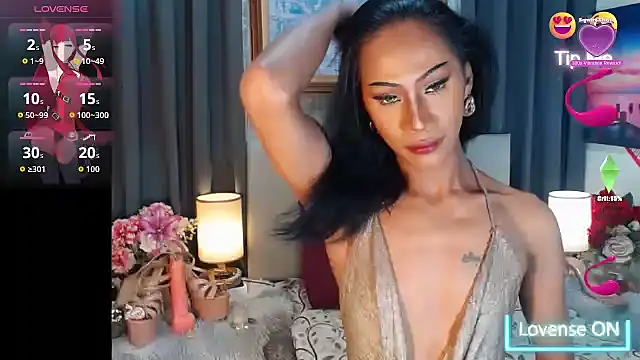 Snapshot of sassylatina chatting on October 26, 1:50 pm sassylatina online show from October 26, 1:50 pm