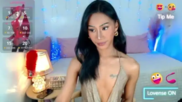 Snapshot of sassylatina chatting on December 3, 3:43 pm sassylatina online show from December 3, 3:43 pm