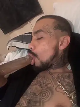 Cnutt310 online show from December 23, 8:45 am