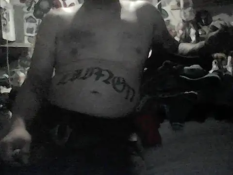 Twoslipperywhenwett online show from December 20, 5:58 am