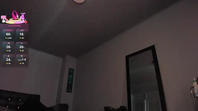 Snapshot of Draculairis chatting on May 27, 7:11 pm Draculairis online show from May 27, 7:11 pm