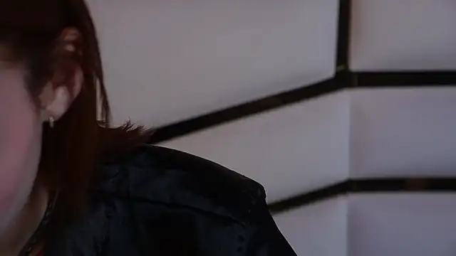 ambar rosse25 online show from March 15, 11:49 am