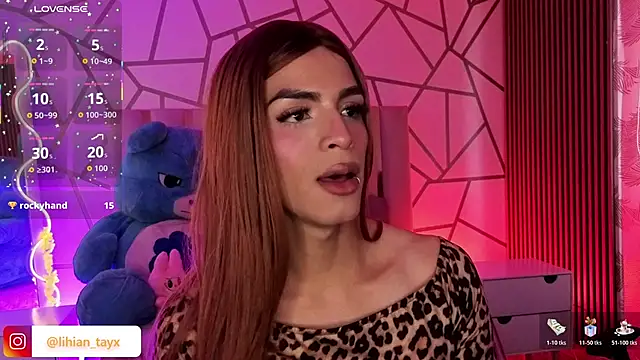 Snapshot of LIHIAN_TAY chatting on October 25, 4:02 pm LIHIAN TAY online show from October 25, 4:02 pm