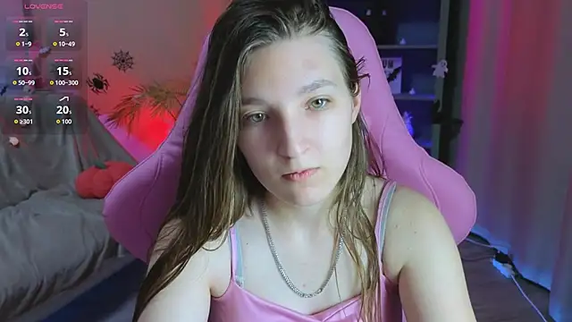 Snapshot of Mia_Myles chatting on October 29, 10:17 am Mia Myles online show from October 29, 10:17 am