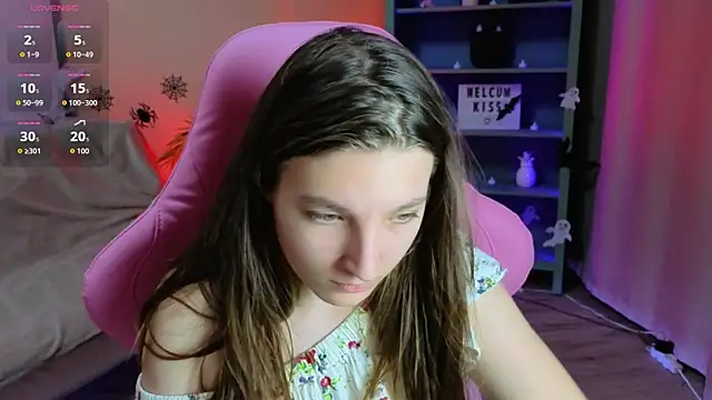 Snapshot of Mia_Myles chatting on November 2, 10:28 am Mia Myles online show from November 2, 10:28 am