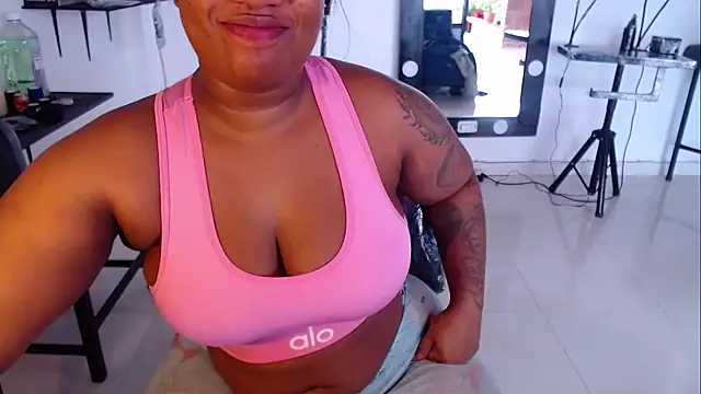 Snapshot of Sam_Blue chatting on November 2, 2:08 pm Sam Blue online show from November 2, 2:08 pm