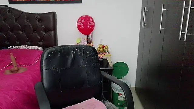 Snapshot of Grace_mature_milf chatting on June 14, 9:55 am Grace mature milf online show from June 14, 9:55 am