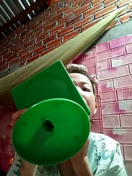 Snapshot of Sammy265 chatting on October 31, 1:12 pm Sammy265 online show from October 31, 1:12 pm