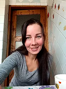 Snapshot of Adeline3302 chatting on October 3, 7:49 am Adeline3302 online show from October 3, 7:49 am