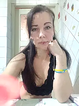 Snapshot of Adeline3302 chatting on March 12, 7:31 pm Adeline3302 online show from March 12, 7:31 pm
