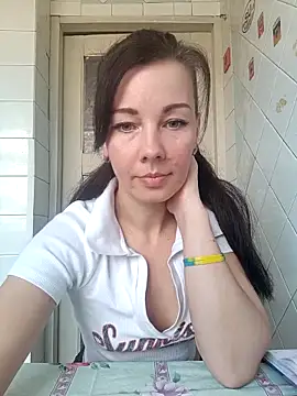 Snapshot of Adeline3302 chatting on March 15, 2:01 pm Adeline3302 online show from March 15, 2:01 pm