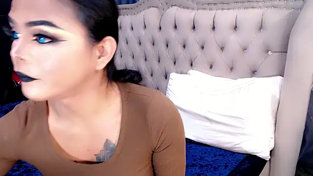 Asiansignificantxx online show from May 12, 10:01 am